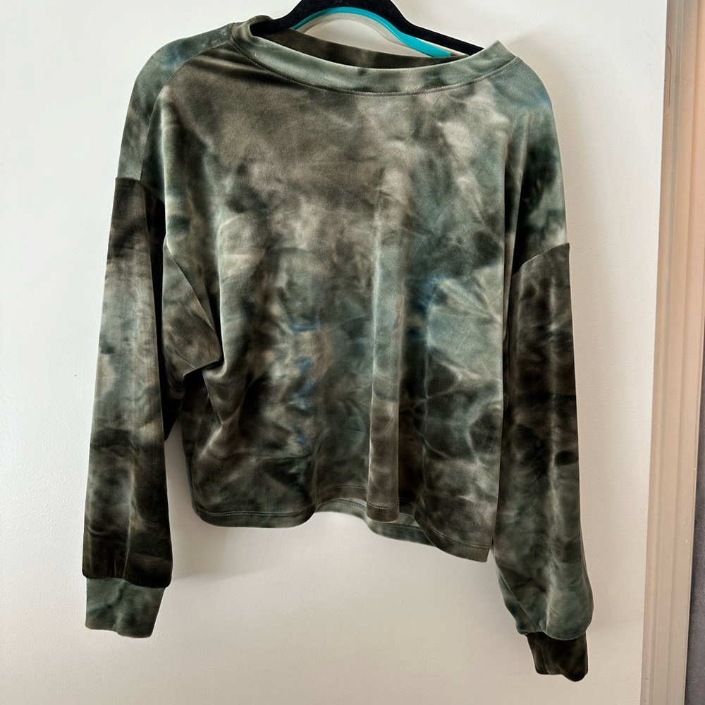 Old navy long sleeve
